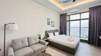 Luxury Studio Apartment Palm View with Big Balcony Free Parking by Belvilla Hotel dekat Khazna Data Center Dubai