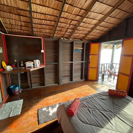 Beach Shack Chalet
