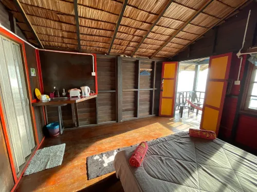 Beach Shack Chalet Hotels in Rompin