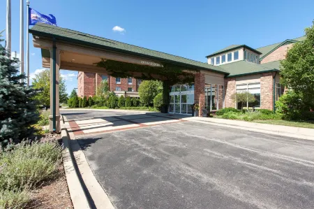 Hilton Garden Inn Chicago/Tinley Park Отели рядом с достопримечательностью «Парк Мак-Говни»