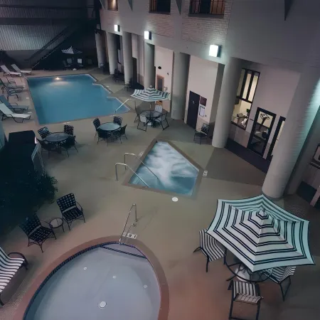 The Suites Hotel at Waterfront Plaza