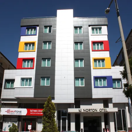 Norton Hotel