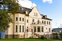 Usadba Hotel Hotels in 