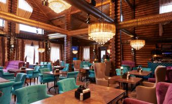 Forest End Foks Mini-Hotel