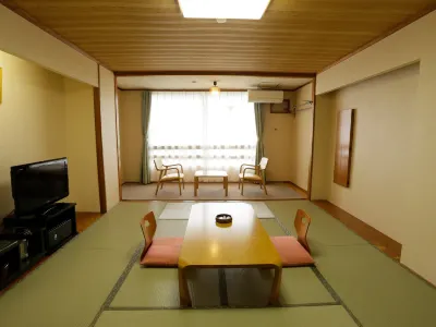 Villa Inawashiro Hotel di Inawashiro