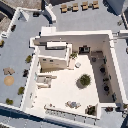 Arxegono Cave Houses Santorini