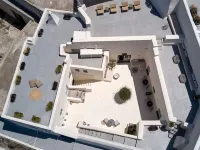 أرشغونو كيف هاوسيز سانتوريني Hotels near معرض الفن الخاص بالفضاء سانتوريني