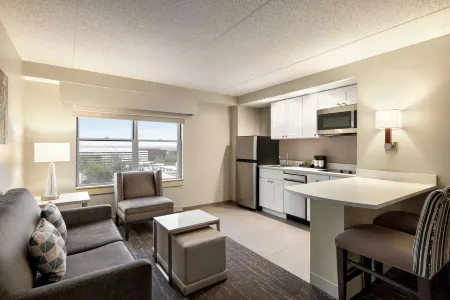 Homewood Suites by Hilton Philadelphia-City Avenue Отели рядом с достопримечательностью «Моррис Арборетум & Гарденс оф Юниверсити оф Пенсильвания»