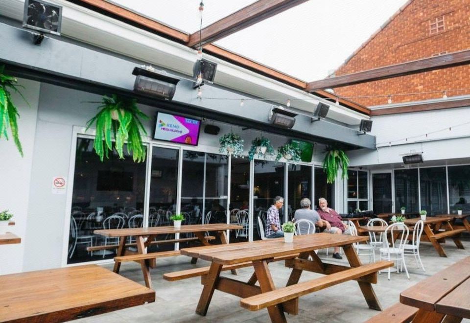 4. 코니스턴 호텔 ..