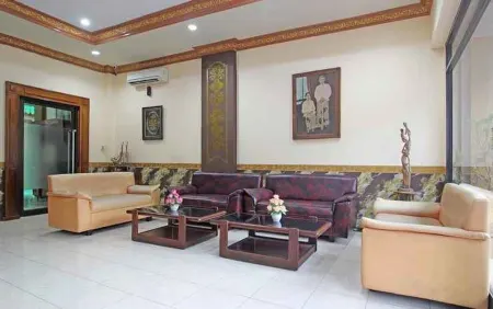 Urban Malioboro KM 0 Отели в г. Gondomanan