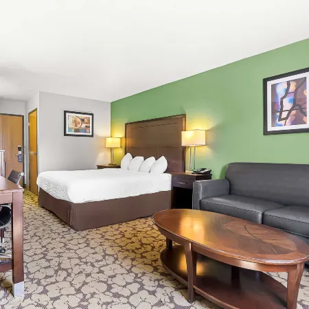 SureStay Plus Hotel by Best Western Bettendorf