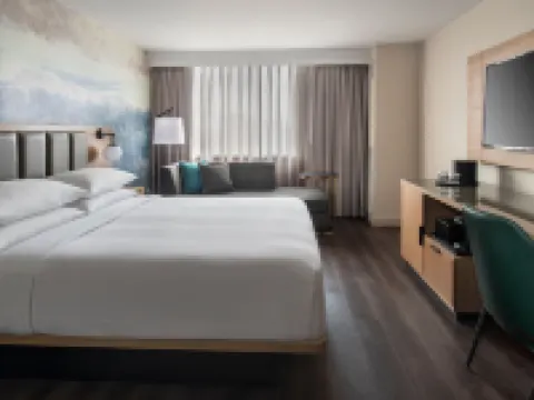 Buffalo Marriott Niagara Hotels in Amherst