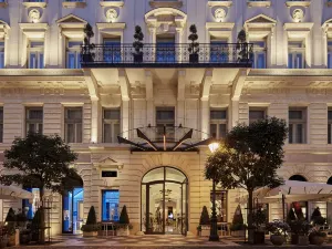 Aria Hotel Budapest by Library Hotel Collection