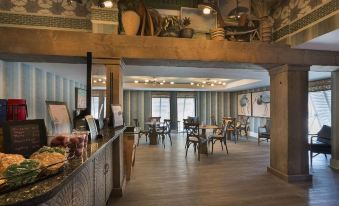 Holiday Pavilion Resort on the Boardwalk