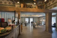 Holiday Pavilion Resort on the Boardwalk