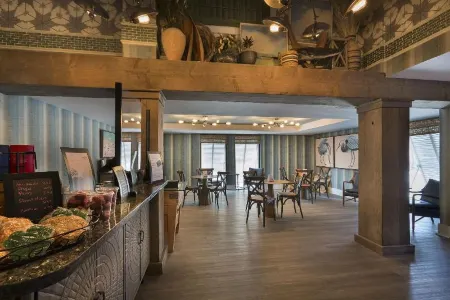 Holiday Pavilion Resort on the Boardwalk