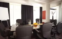 VR Hamilton