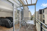 Apartment 36 Pacific Apartments Hotels in Lorne