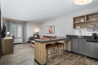 Candlewood Suites Chattanooga - Hamilton Place Hotel di Collegedale