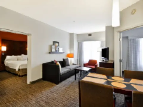 เรสซิเดนซ์อินน์ บายแมริออท กัลฟ์พอร์ต-สนามบินบิล็อกซี โรงแรมในกัลฟ์พอร์ต