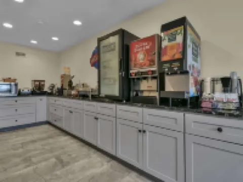 曾斯維爾温德姆唄盟酒店 馬斯金格姆縣酒店