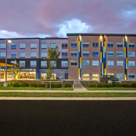 Tru by Hilton Monroe Oh Отели в г. Монро