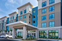 Residence Inn Fort Walton Beach Hotels near Smokey D's Bbq & Thai Food