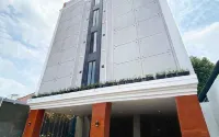 Dparagon Malioboro - Hostels