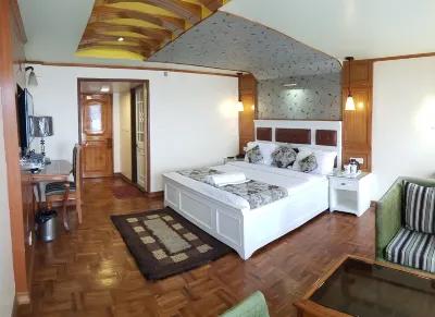 Hotel Sunflower Các khách sạn gần Darjeeling Mall