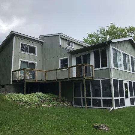 Family Friendly Cottage w/Spectacular Views of Round Lake-Hayward, WI