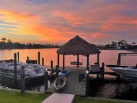 Beautiful Family Sized Condo with Private Pool and Pier