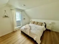 White LotusHistoric home minutes from all the main attractions!