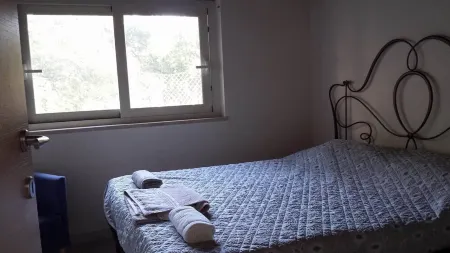 VILLA FRANCOIS a few meters from the main street of Torre Annunziata