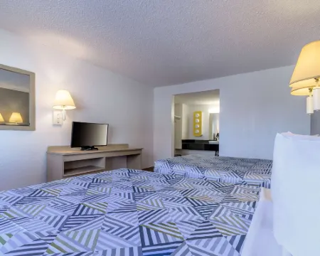Motel 6 Hayward, CA- Silicon Valley Gateway Hotels in Hayward