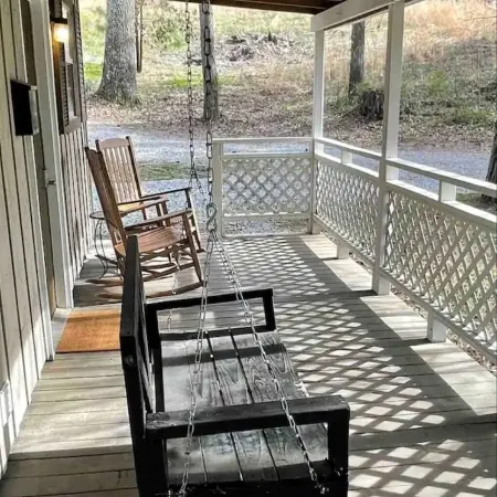 Catfish Cabin - Perfect Little Get-away