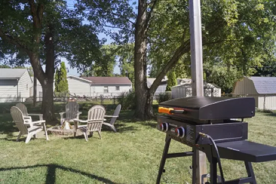 The Rosie Roots - Cozy Pet Friendly House