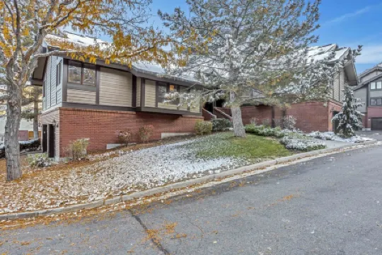 Skiers Haven for Mountain Recreation at Alta/Snowbird/Brighton/Solitude