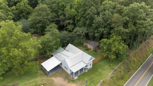 The Farm Haus Hotels in Meridian