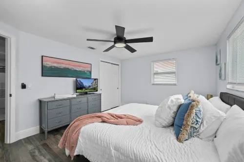 Waterfront Vacation Getaway Hotels in Hudson