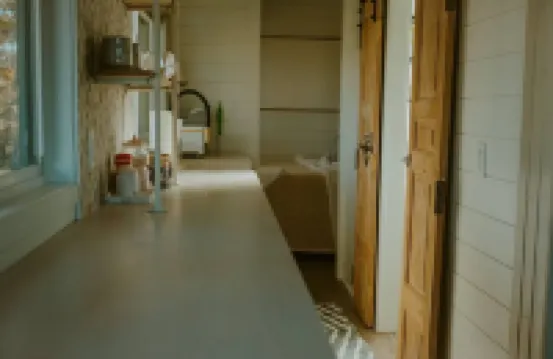 Little Wolf Tiny Home cozy, pet friendly, secluded