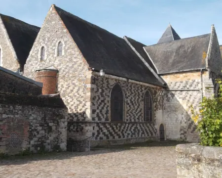 Guest House 400m from Marina and Shopping Area 索姆河畔聖瓦萊里酒店