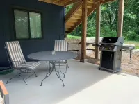 Relaxing Woodland Getaway