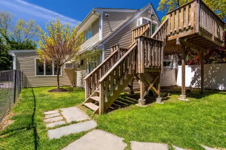 Stylish Upscale Apt w/ Snack Bar & Sunny Deck