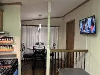 Adorable 3 Bedroom Walking Distance to Stadium & Campus