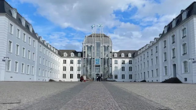 Wohnen mit Stil und Flair am Schloss - Ruhig und Doch Zentral