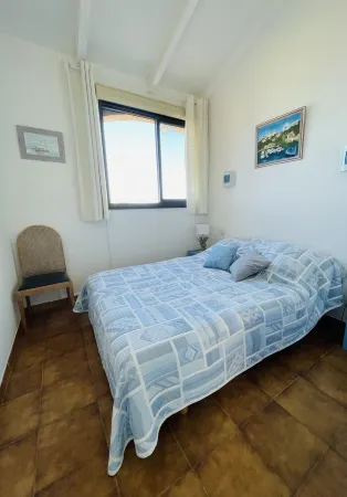 Sea view. Luxury residence in a flowered park. 3 STARS Отели в г. Каржез