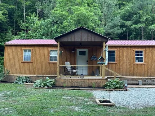 Cozy Tiny Home Quiet 1/1 Close to Riding Trails