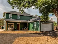 2020 Modern Farmhouse Next to Trails, Near Boulder, Denver, Louisville Lafayette - balcony