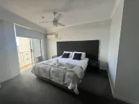 Modern 2 Bedroom Apartment