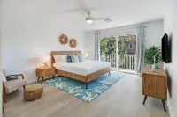 3BDR FAMILY VILLA WITH PRIVATE POOL & STEPS TO THE BEACH